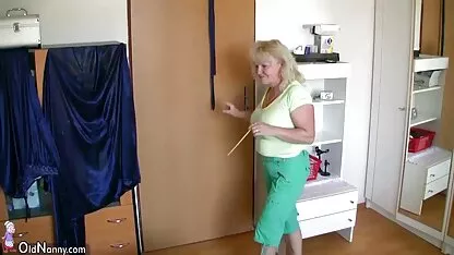 Samo porno free thai jebi sluškinju