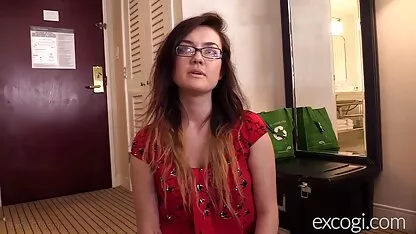 Starica thai hard anal porn i mlada djevojka
