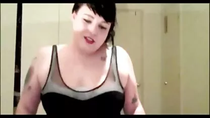 Dvije ultra kobe thai porno gladne lezbijke ližu pičkice