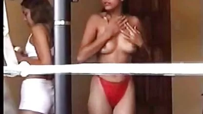 Usvojila majka pruža thai babe porno pastorku pomoć