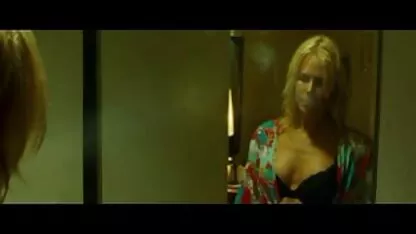 Ona uči thai porno massage puhanje