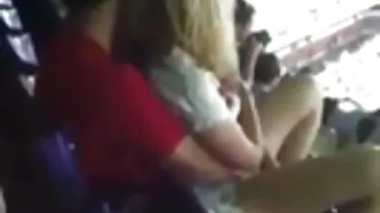 Seksi plavuša draga javno blještave i vanjske komadi masturbira u parkovima incest thai porn
