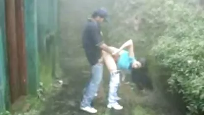 Tinejdžeri ližu jedni druge maca 18 thai porn i šupak