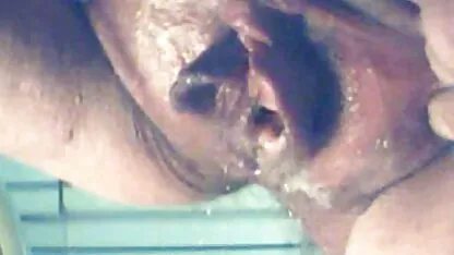 Prekrasno plivanje instruktor mi thai hamster porn nježno pijetao