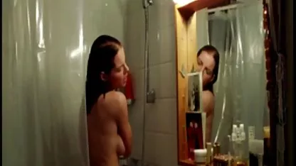 Zarazna zečica jebe debelu seksi tai masage porno Mariju Jade