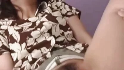 Vruća thai sm porn bijela tinejdžerka probati veliki crni penis