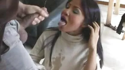 Yumi thai porn tuk tuk ozbiljan usisavanje penisa u vrhu P P - Više o tome